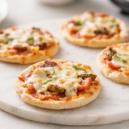 Easy Air Fryer Mini Pizzas - Fast, Fun, and Customizable